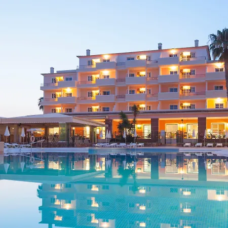 Vitors Plaza Apartahotel