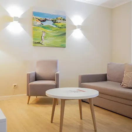 Vitors Plaza Apartahotel 4*