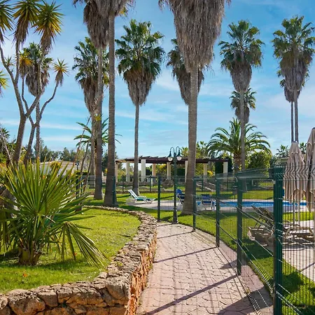 Apartahotel Vitors Plaza 4*