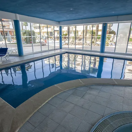 Vitors Plaza Apartahotel