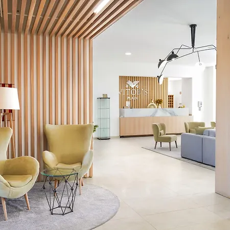 Apartahotel Vitors Plaza 4*