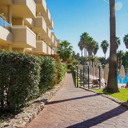 Vitors Plaza Aparthotel 4*