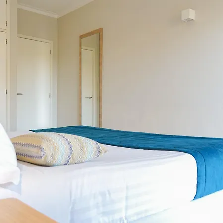 Ξενοδοχείο με διαμερίσματα Vitors Plaza Portimão