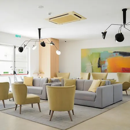 Aparthotel Vitors Plaza 4*