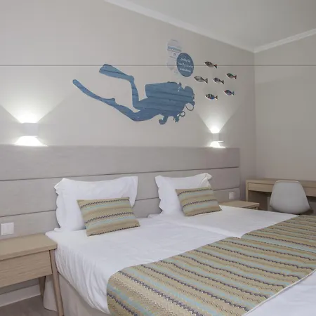 Vitors Plaza Ξενοδοχείο με διαμερίσματα 4*