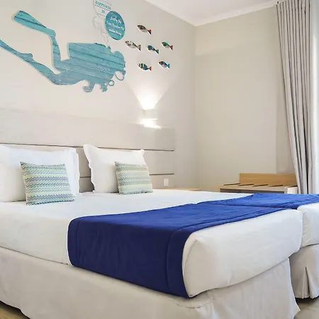 Ξενοδοχείο με διαμερίσματα Vitors Plaza Portimão