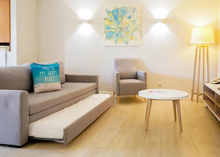 Vitors Plaza アパートホテル