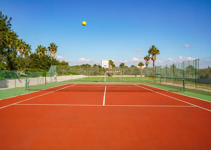 Vitors Plaza アパートホテル