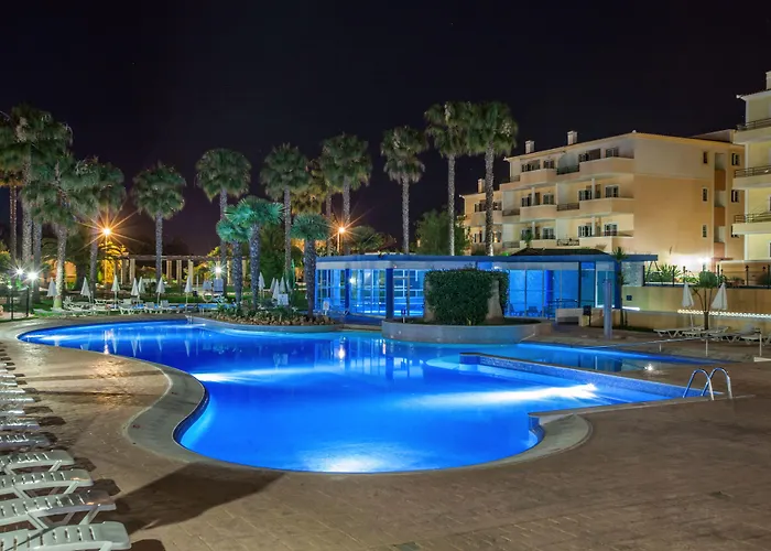 アパートホテル Vitors Plaza 4*