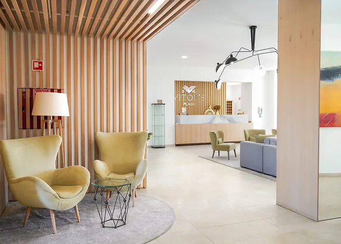 アパートホテル Vitors Plaza 4*